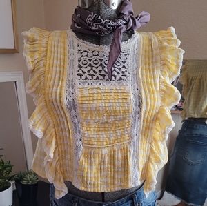 Cute Free People feminine lacey crop top sz. S/M☀️